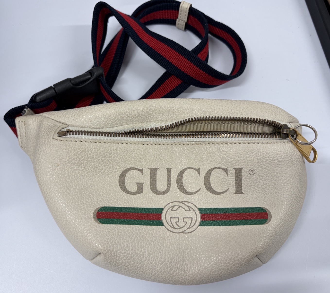 【買取実績】グッチ(GUCCI) グッチ プリント レザー ベルトバッグ（ウエストポーチ）ホワイト