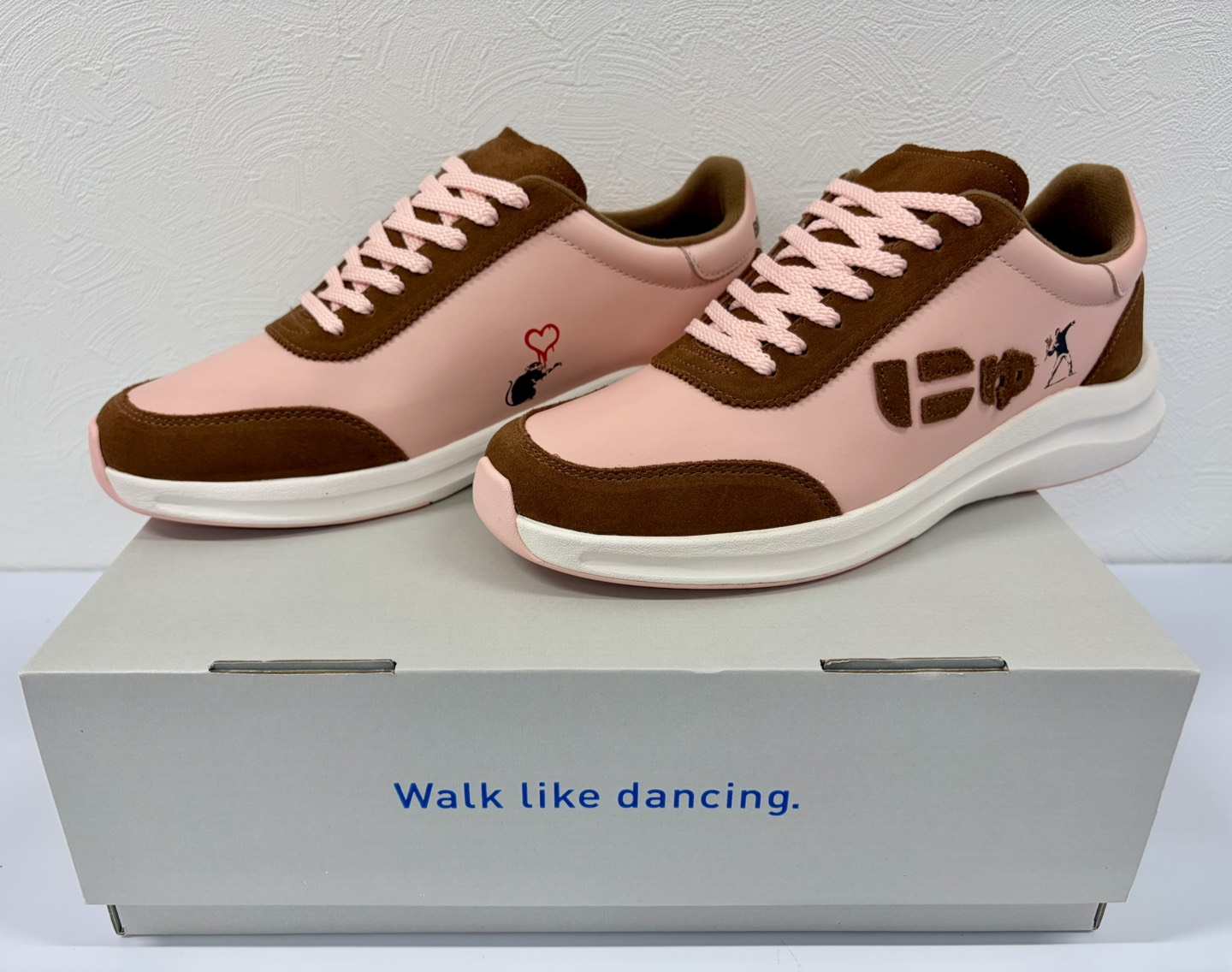 【買取実績】にゅーず×バンクシー コラボスニーカー