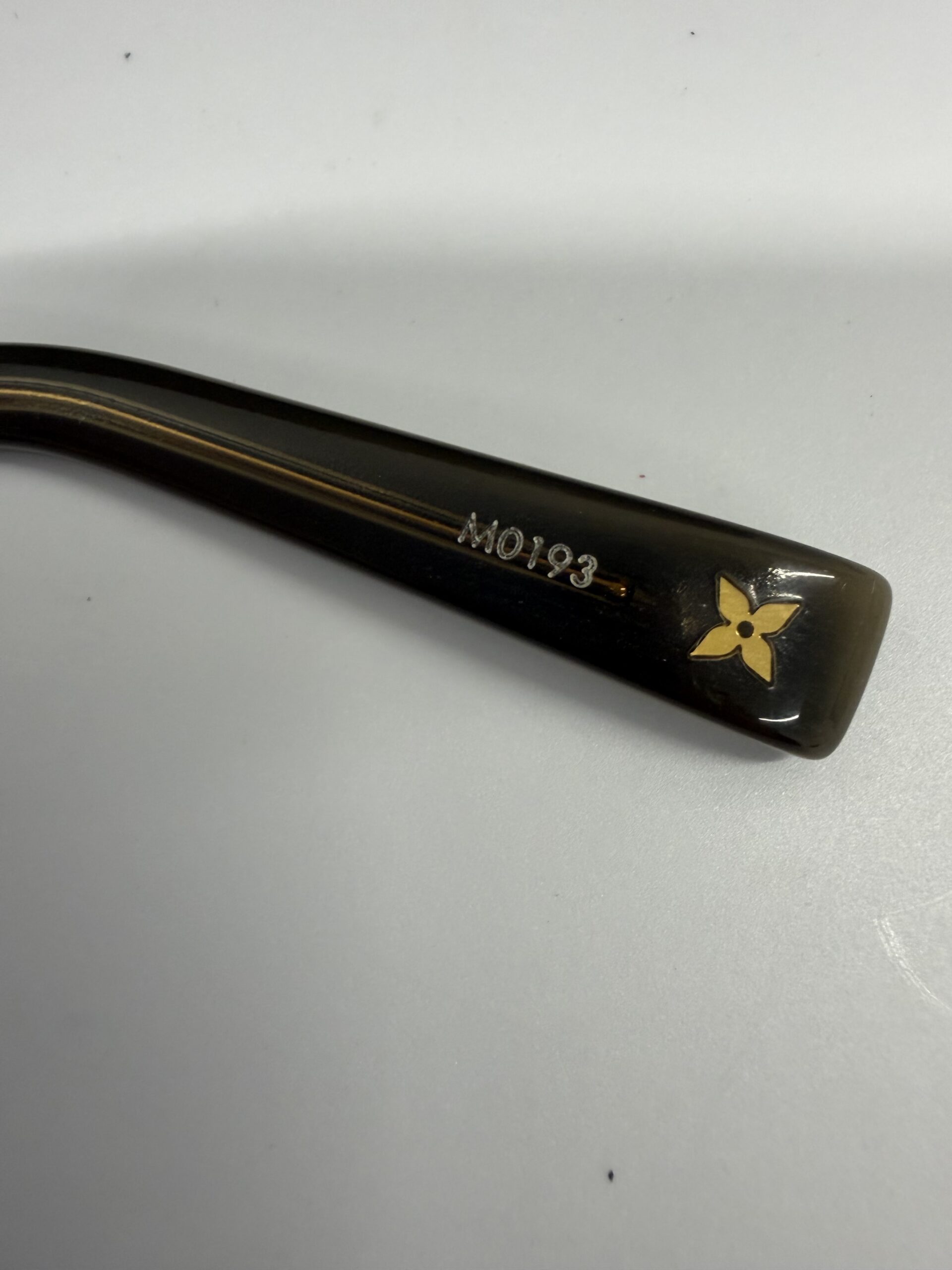 ルイヴィトン サングラス モノグラムフラワー リムレス 商品画像 3