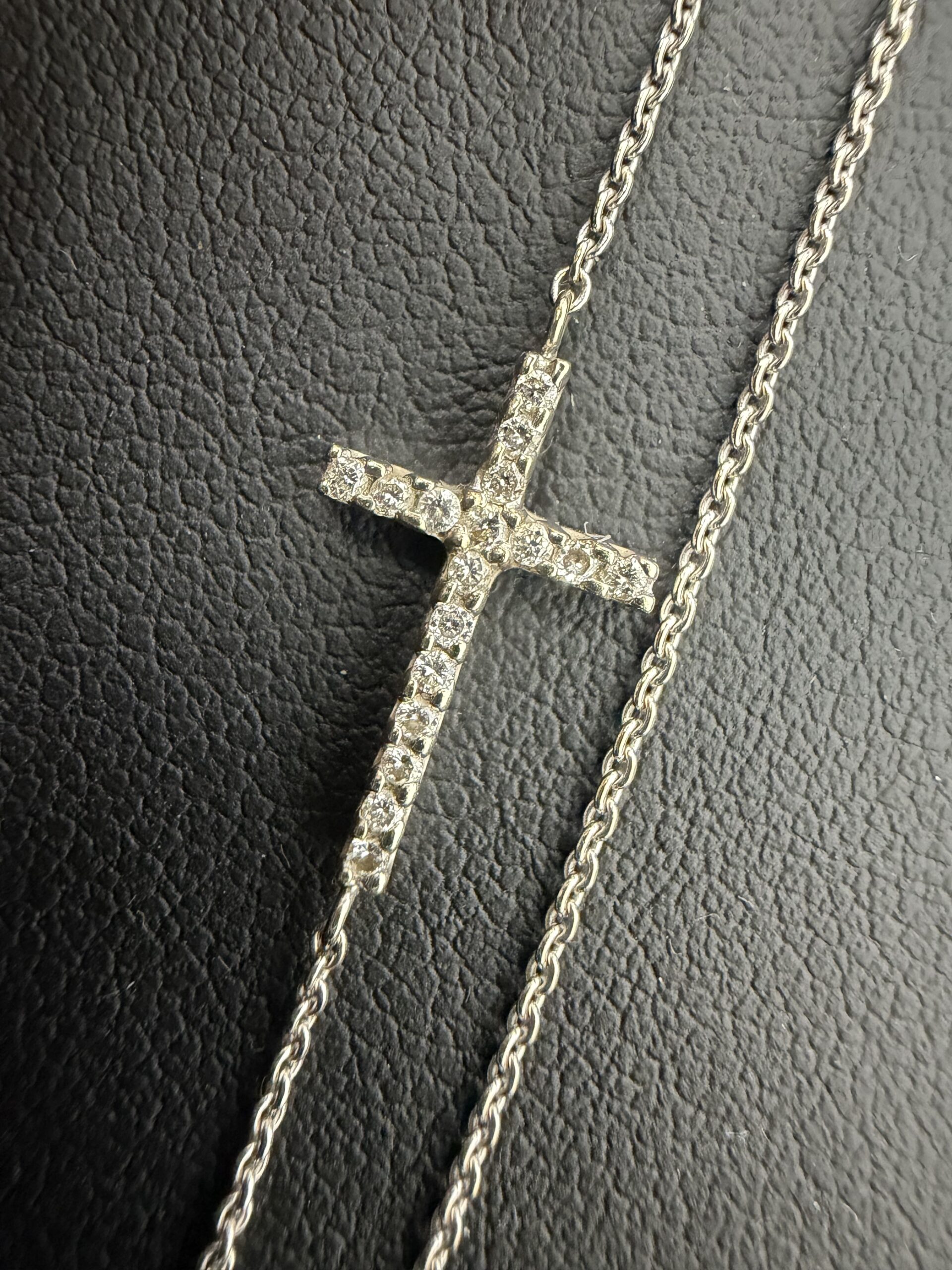 【買取大吉 文京千石店】【買取実績】ダイヤモンド クロスネックレス